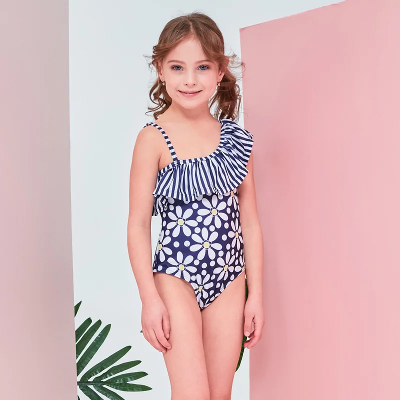 

2019 New Baby Girl Swimsuit Children One Piece Swimwear Pretty Floral One Shoulder Ruffled Swimsuit Age 3-8 Years
