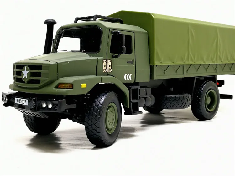 Высококачественная модель военного грузовика из сплава 1:36 внедорожника