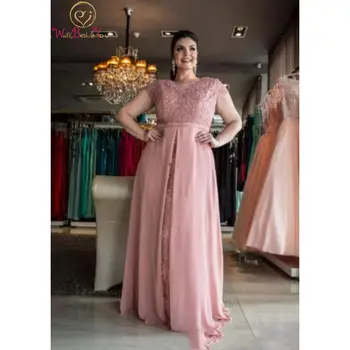 

Blush Plus Size Mother Of The Bride Dresses 2020 Short Sleeve Lace Chiffon Floor Length Long Formal Women Wedding Guest Gowns