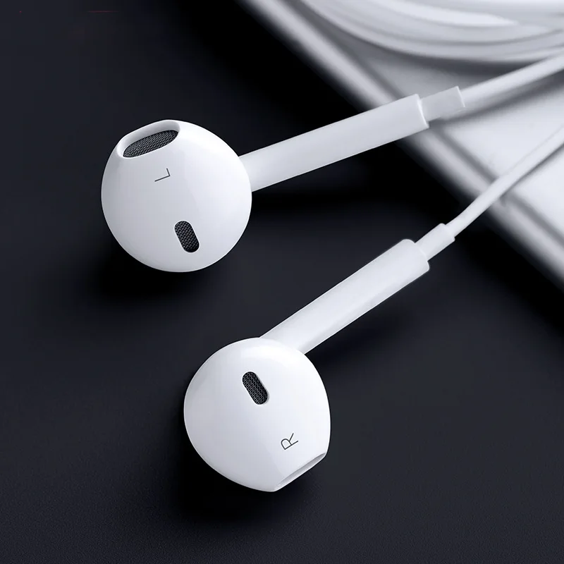 

Earphones Headsets with Built-in Microphone 3.5mm HS Ear In-Ear Wired Earphone for Huawei Iphone Xiaomi Samsung Smartphones