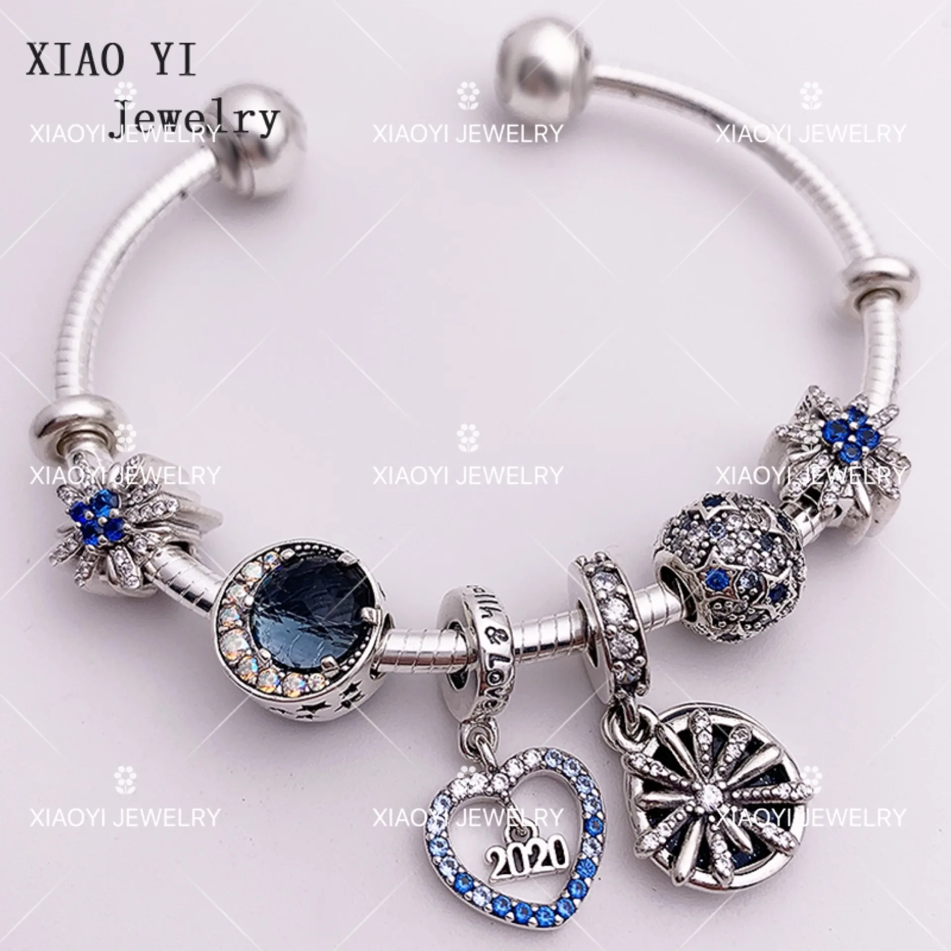 

XIAOYI 2019 Winter 100% S925 11 new Christmas blue dream star bright moon night sky luminous open bracelet girl gift