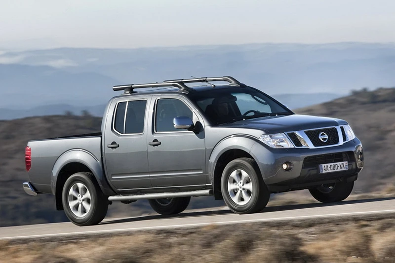 Хромированный автомобильный светильник Navara 2006 аксессуары задний фонарь