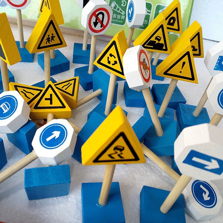 

Wooden Early Education Traffic Knowledge Logo Safe Game Knowledge Cognitive Nameplate Road Signs Kindergarten Teaching Aids