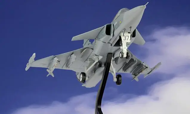 SAAB GRIPEN JAS-39C Чешский AIRFORCE 211 1/72 литье под давлением модель самолета AV72