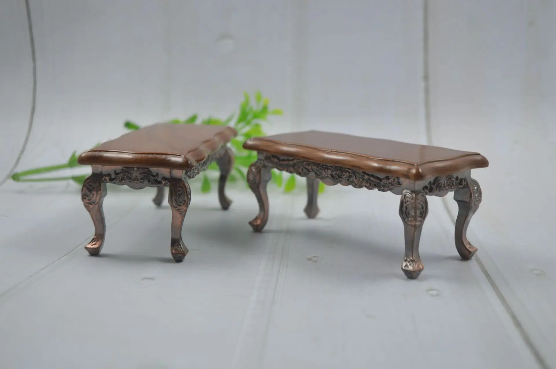 1; 12 Miniature Doll House CHILDREN'S Toy Furniture Model Round Table Retro Nostalgic European Style Mini Table Decoration