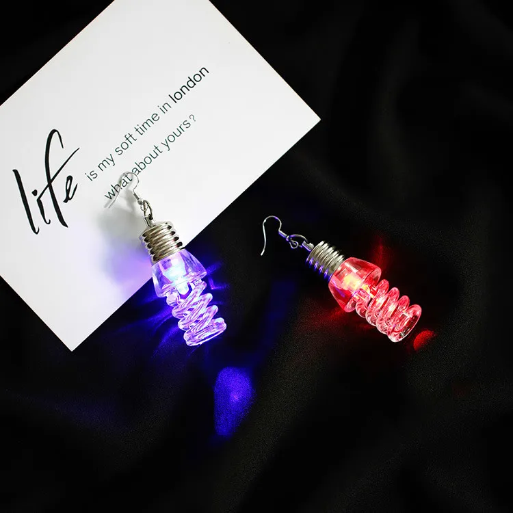 1 пара сережек, модные женские серьги-светильник, светодиодный мигающая лампочка, ушной крючок, Висячие ювелирные изделия, красочные светящиеся сережки, сережки l3