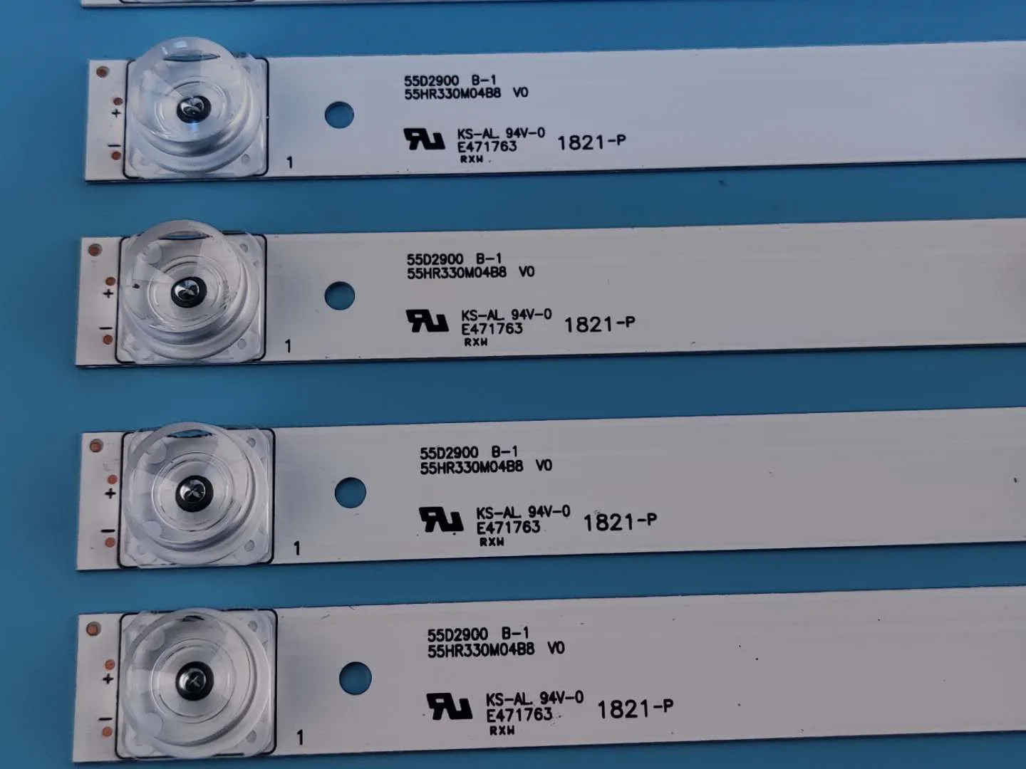 Светодиодный фонарь с подсветкой для TCL L55P2 UD YHE 4C LB5504 YH01J B55A858U L55E5800A 55D2900 AB