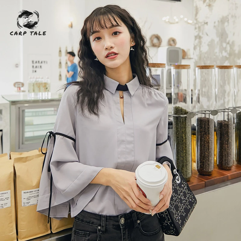

French Small Shirt Female 2019 New Autumn Lapel Shirt Fashion Casual Loose Solid Color Super Fairy Trumpet Sleeve Chiffon Shirt