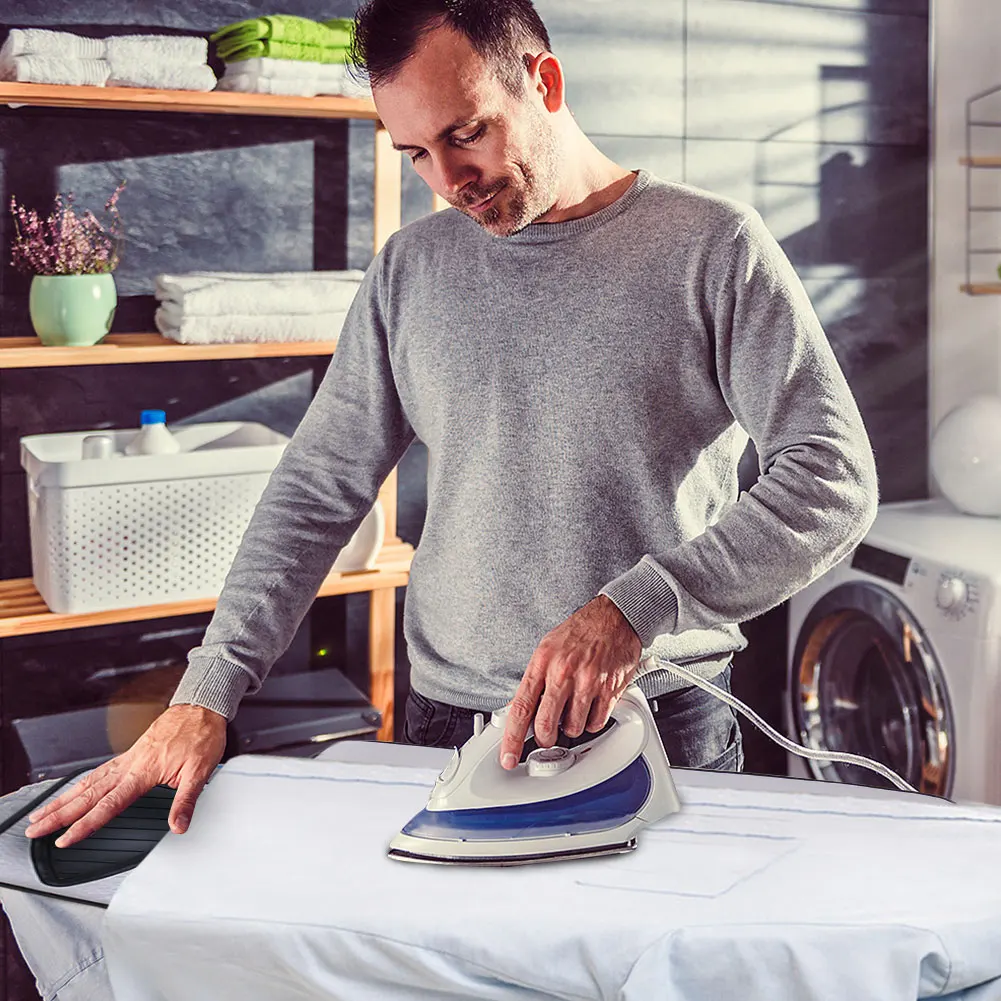 

Ironing Mat Travel Folding Pad - Magnetic Heat Resistant Ironing Blanket Pad Protective for Pressing Mesh Cloth and Laundry Bags