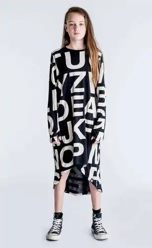 BLACK DRESSES Толстовки для девочек; одежда для маленьких девочек; свитер для малышей; зимняя одежда для маленьких девочек; толстовки с черепами; штаны со звездами - Цвет: BLACK DRESSES