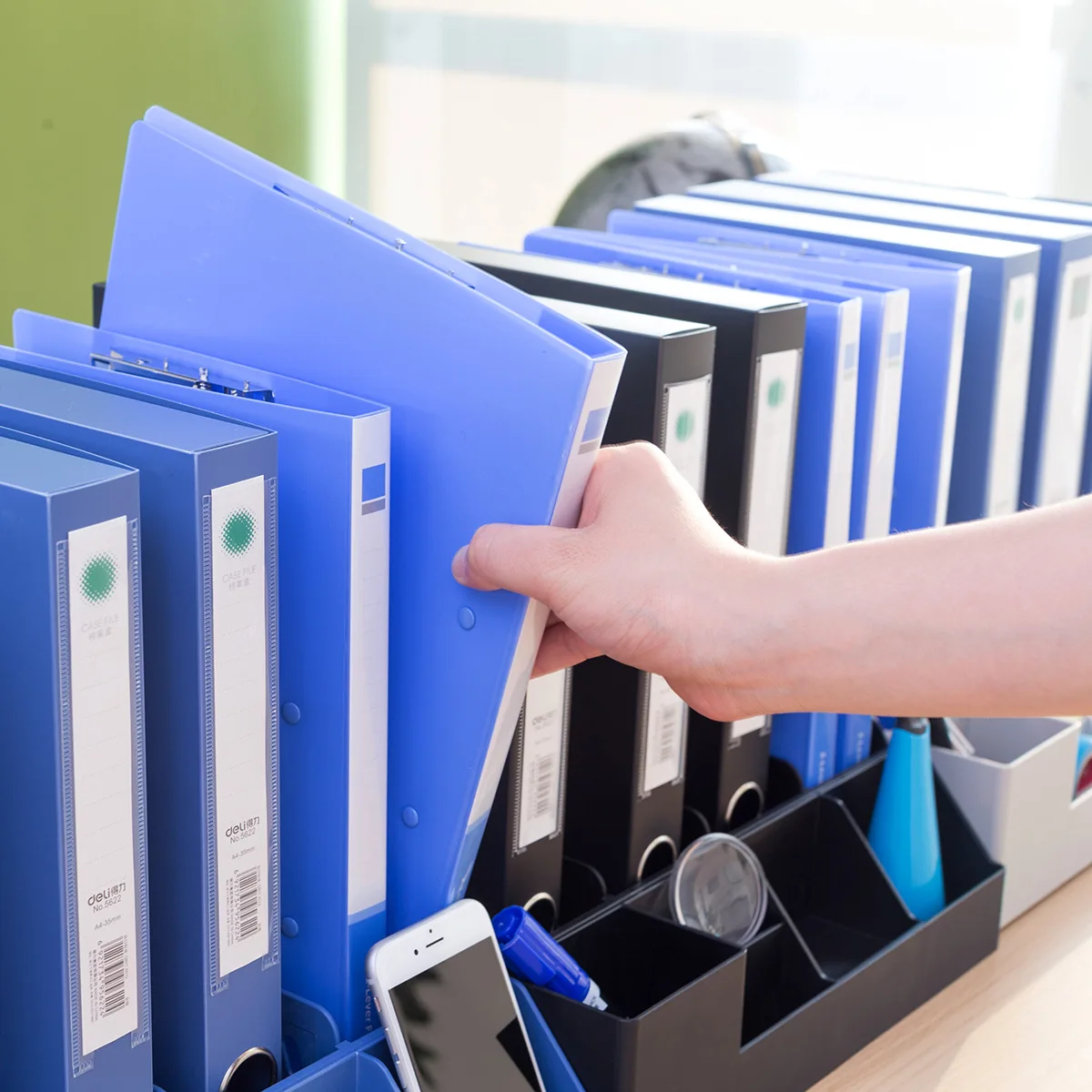 

Deli 78981 File Holder Quadruple File Column Information Rack Office Financial Storage File Column Hanaper