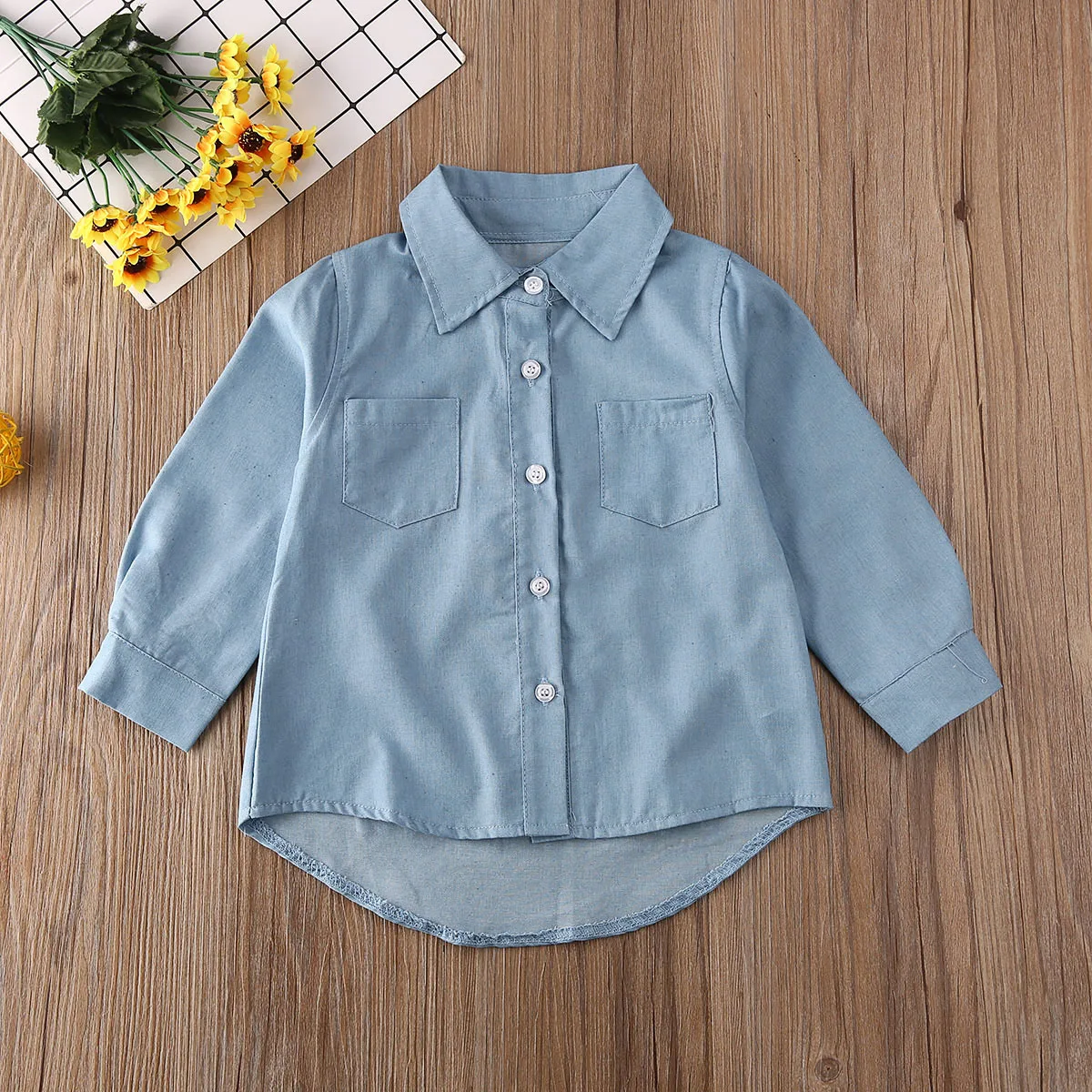От 2 до 7 лет-осенние Рубашки для маленьких девочек топы джинсовая рубашка с длинными рукавами и надписью теплое пальто