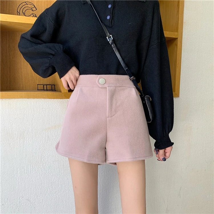 autumn and winter Korean version of the wild wool wide leg female high waist casual shorts Harem shorts