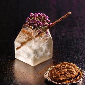 

2020 Creative Ins Vibrato Net Red Glass Milk Carton Cup Creative Personality Cocktail Glass Water Glass Drink Cup