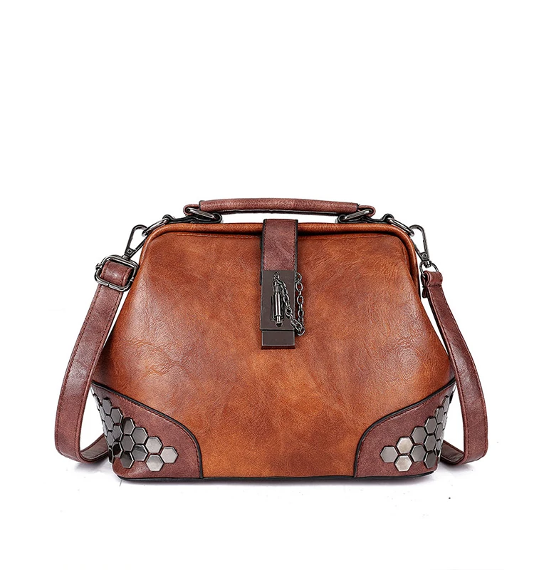 

Bag Women Handbag Designer Fashion Crossbody Handbag Lock Chain Rivets Girls Vintage Shoulder Female Leather Bags For Women 2019
