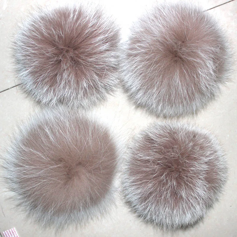 khaki2 DIY 14 см большие помпоны из лисьего меха пушистые меховые шарики для вязаной шапки зимние шапочки брелок и шарфы помпоны из натурального меха - Цвет: khaki2