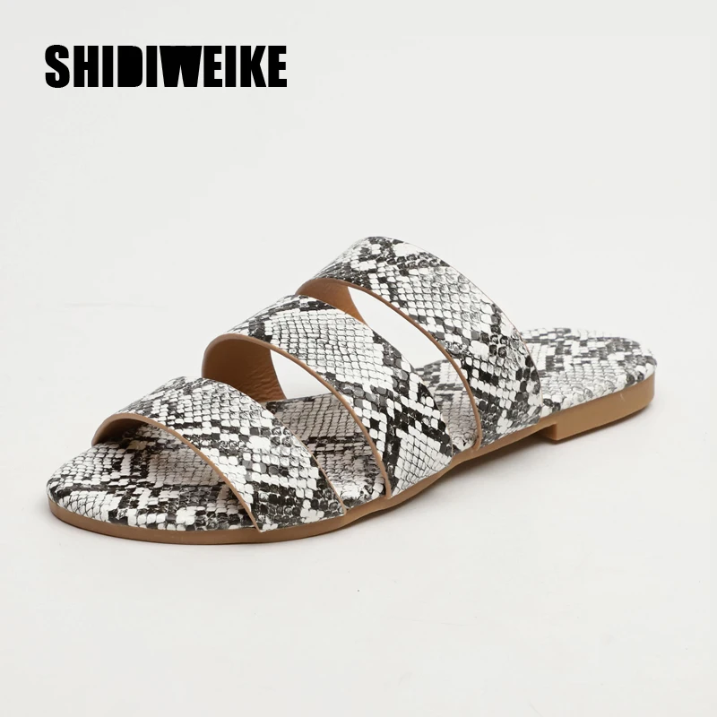 

2020 Women Flat Slippers Snake Shape Candy Color Summer Female Flip Flops Comfort Beach Ladies Slides Casual Shoes