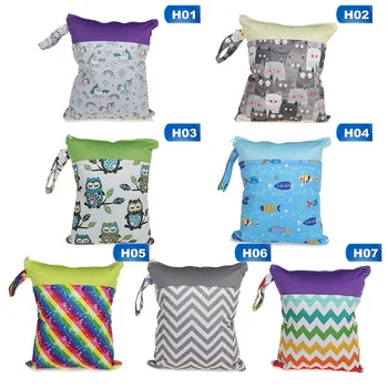 

1Pcs Reusable Waterproof Fashion Prints Wet Dry Diaper Bag Cloth Handle Wet Bags 36*28CM Kids Outdoor Supplies