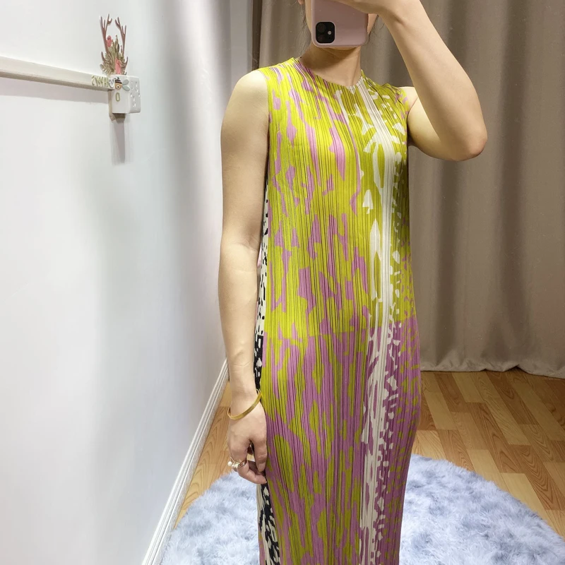 Changpleat новые летние женские платья Miyak Плиссированное элегантное платье с эластичной талией и круглым вырезом без рукавов тонкое женское прямое платье D7