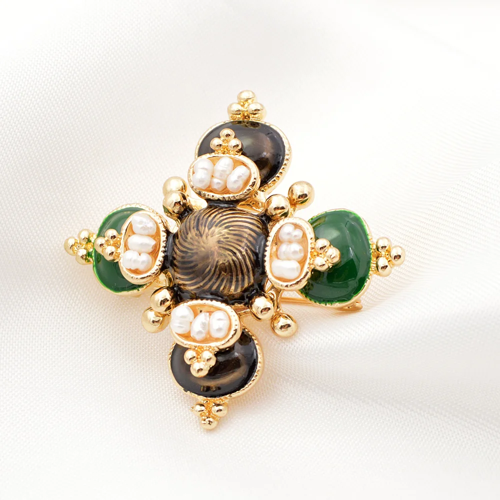 CINDY-XIANG-Freshwater-Pearl-Cross-Brooches-Unisex-Baroque-Pins-Women-and-Men-Jewelry-Enamel-Broches-High (3)