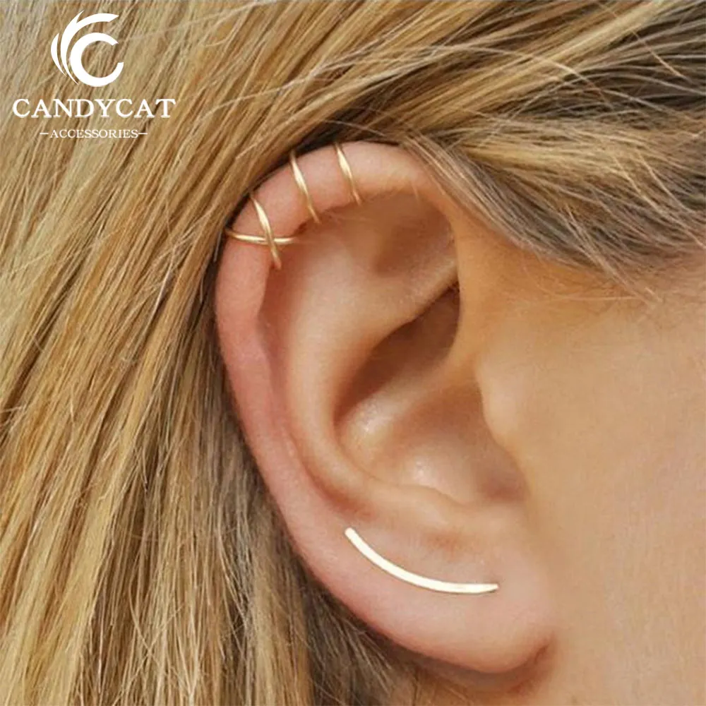 

Trendy Hot Sale Cross Ear Clip for Men Personalized Double C Cartilage No Pierced Earring Female Fashion Jewelry Gifts