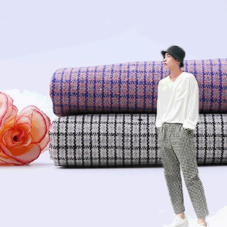 

Small houndstooth wool fabric (380g/㎡）30% wool