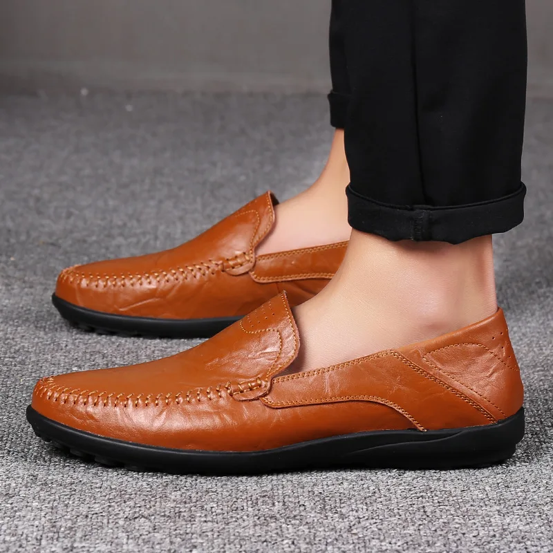 

Size 46 47 Summer Men Loafers Leather Shoes Men Soft-Sole Large Size Cowhide Moccasins Flat Casual Shoes England