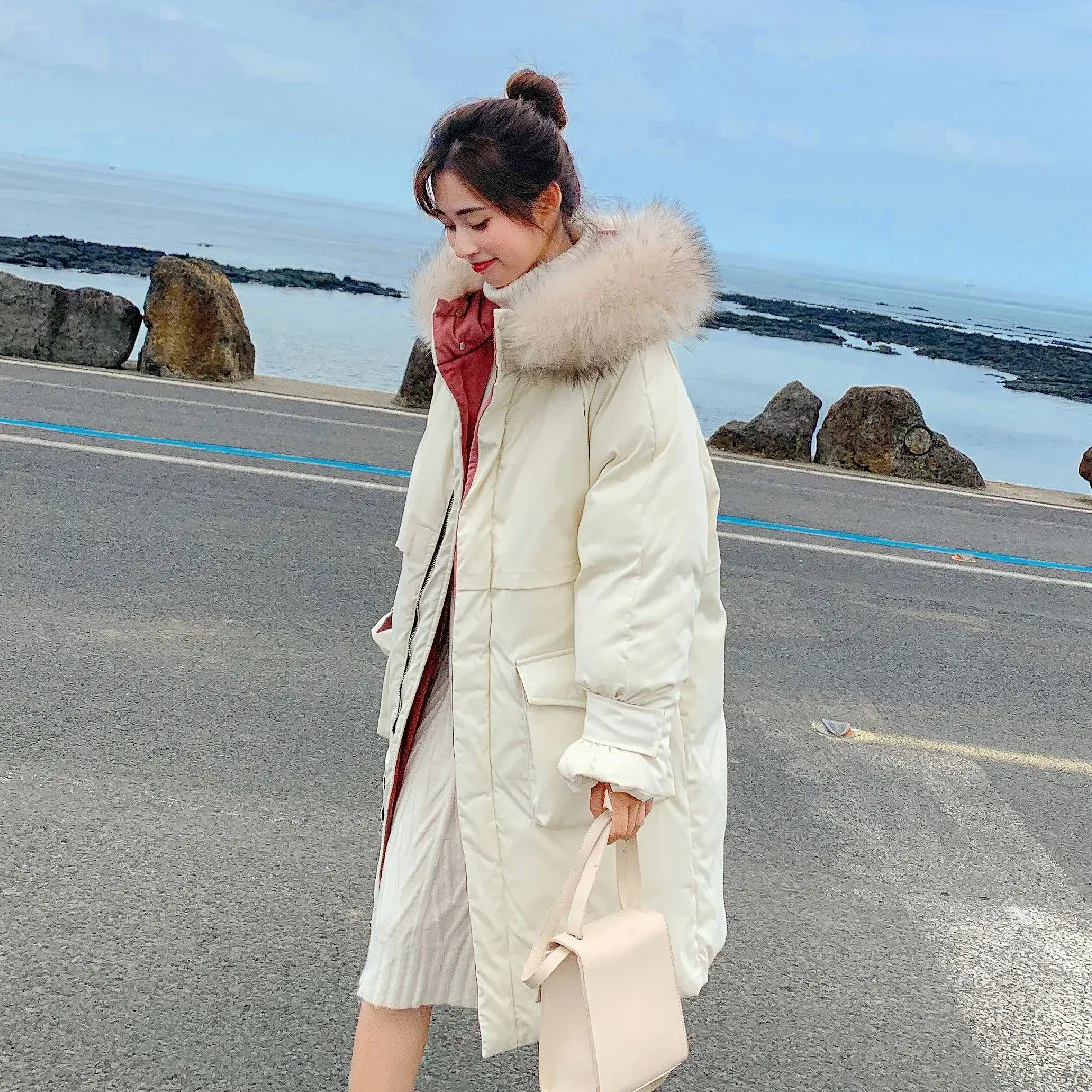 

Photo Shoot Main Push in College Style Brick Red Mixed Colors Mid-length Hooded Large Fur Collar Best Friend down Coat Cotton Ov