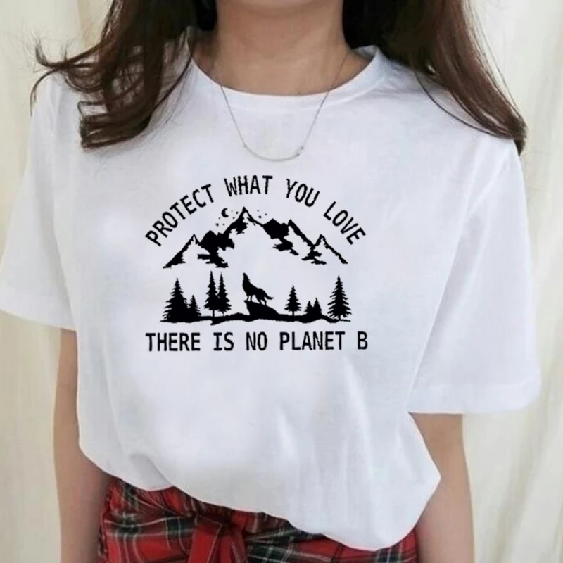 Руками не трогать. Рука под майкой. Футболка 23 февраля. Футболка с ладонями. Вышивка на футболке для парня.