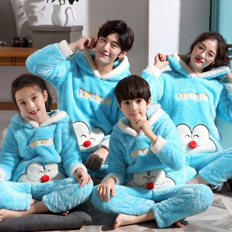 Actual saludo Superior Pijamas de franela de invierno para Familia, pijamas japoneses de dibujos  animados Doraemon divertidos para Navidad, ropa para mamá y yo de talla  grande, Navidad para bebé|Trajes iguales de familia| - AliExpress