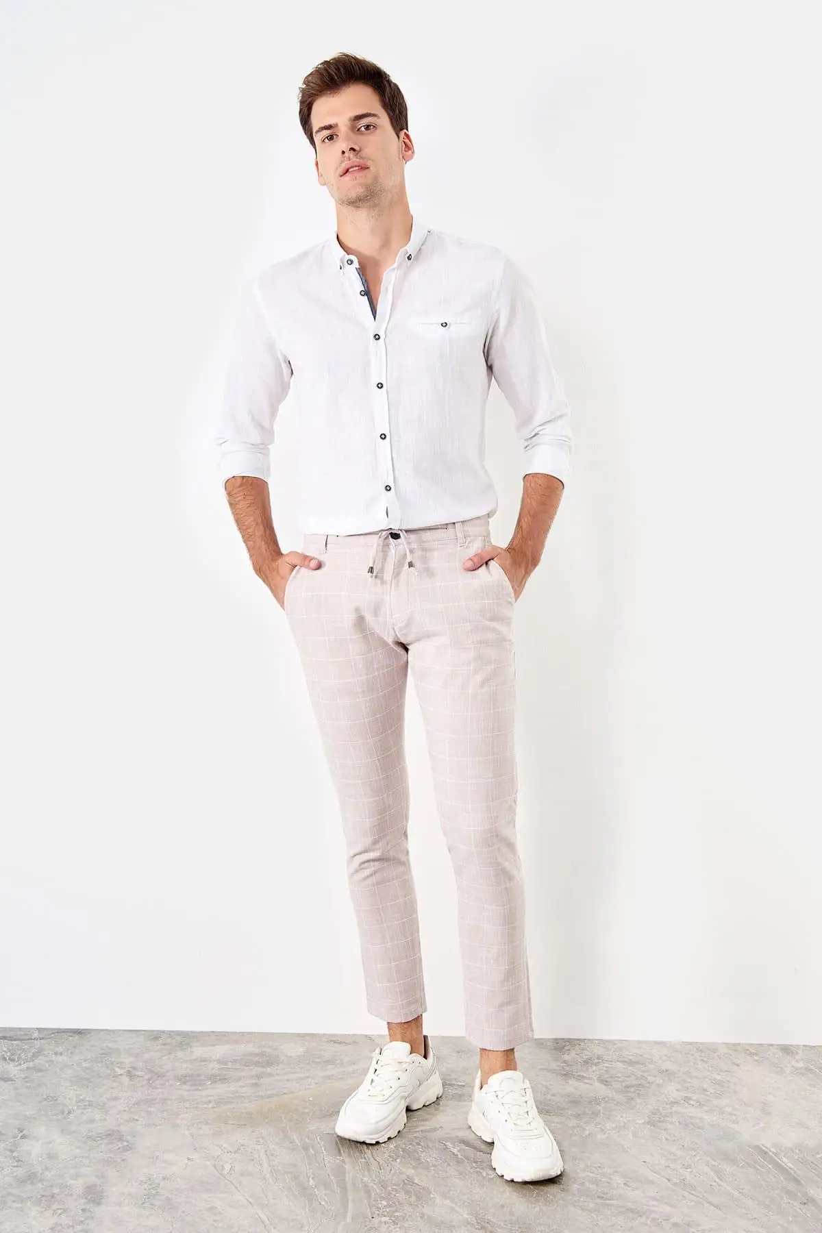 

Trendyol Stone Men 'S Linen Look Slim Fit New Pants TMNSS19PL0156