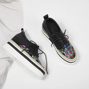 

leather thick-soled women's shoes embroidered muffin bottom increased in the four seasons shoes women