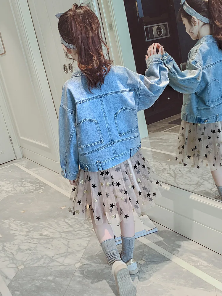 

2019 Spring And Autumn Childrenswear Children Korean Version Back Double Pocket Fold-down Collar Loose Bat Sleeve Short Jeans Co