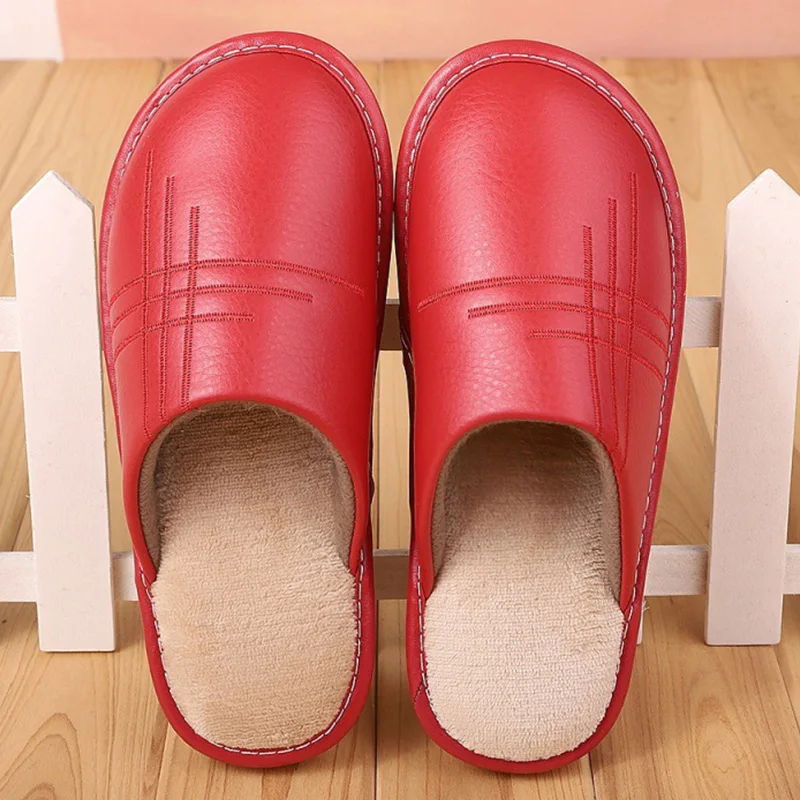Мягкие короткие плюшевые тапочки для женщин; зимние кожаные Тапочки; большие размеры 4,5-12; плоский без скольжения; TPR; женская домашняя обувь