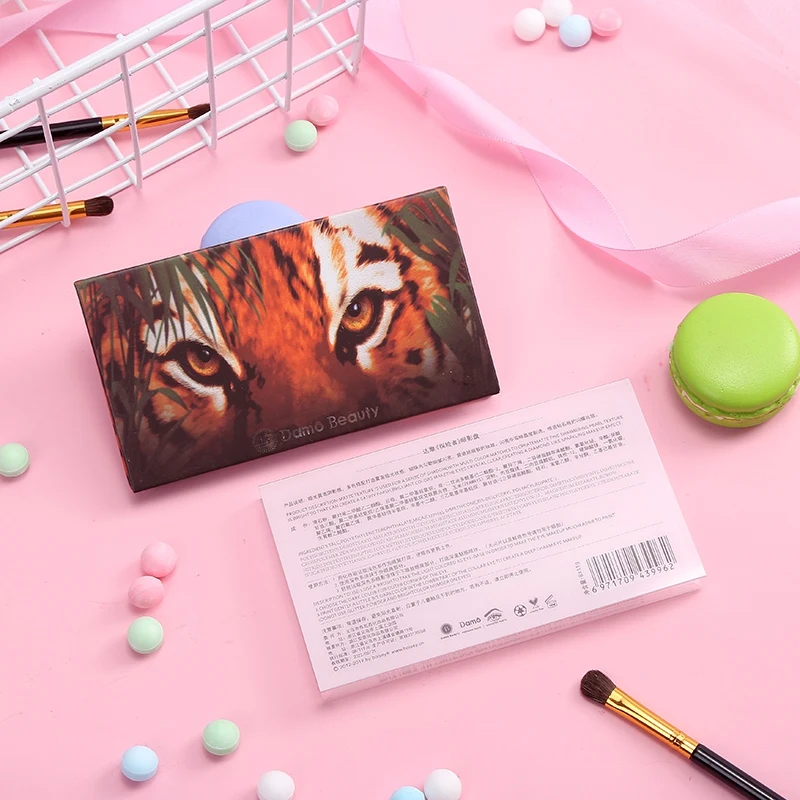 8-color Animal Pearlescent Eye Shadow Palette Lasting Waterproof Anti-fouling Matte Eye Shadow Plate Makeup Tools 8-color Animal Pearlescent Eye Shadow Palette Lasting Waterproof Anti-fouling Matte Eye Shadow Plate Makeup Tools