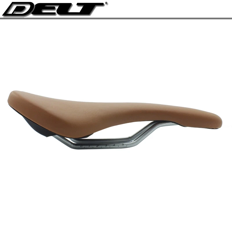 tan mtb saddle