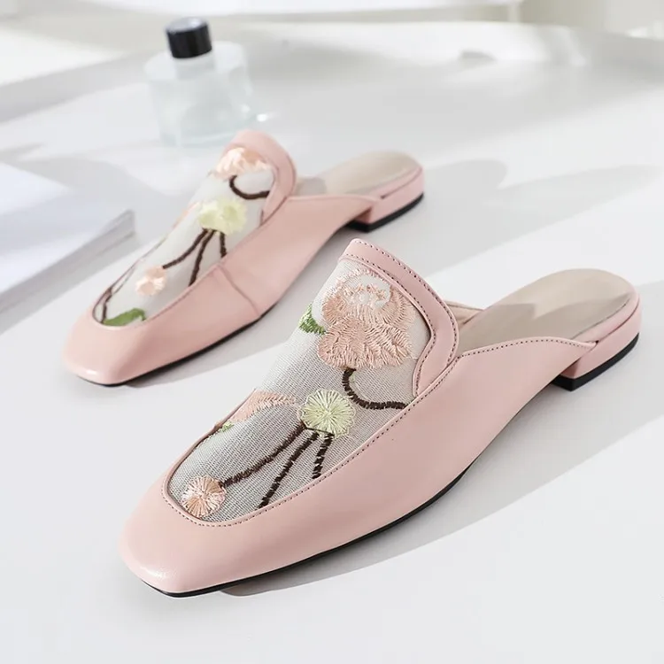 

Summer Hollow out Gauze Embroidered Sandals Women's Comfortable Rubber Sole Soft Leather Chunky Low Heel Versatile Square Head W