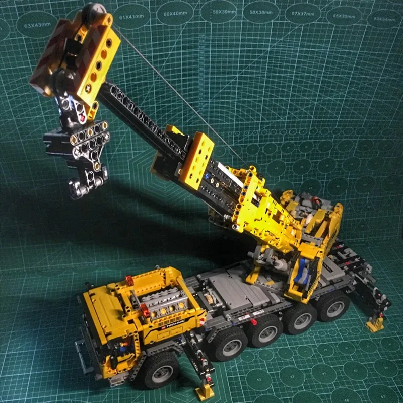 Technic series 20004 Motor Power Mobile Crane Mk II Car Model Building Kits Blocks Bricks Compatible With 42009 gifts
