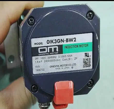 OIK3GN-BW2 используется один, шаговый двигатель, хорошо работает
