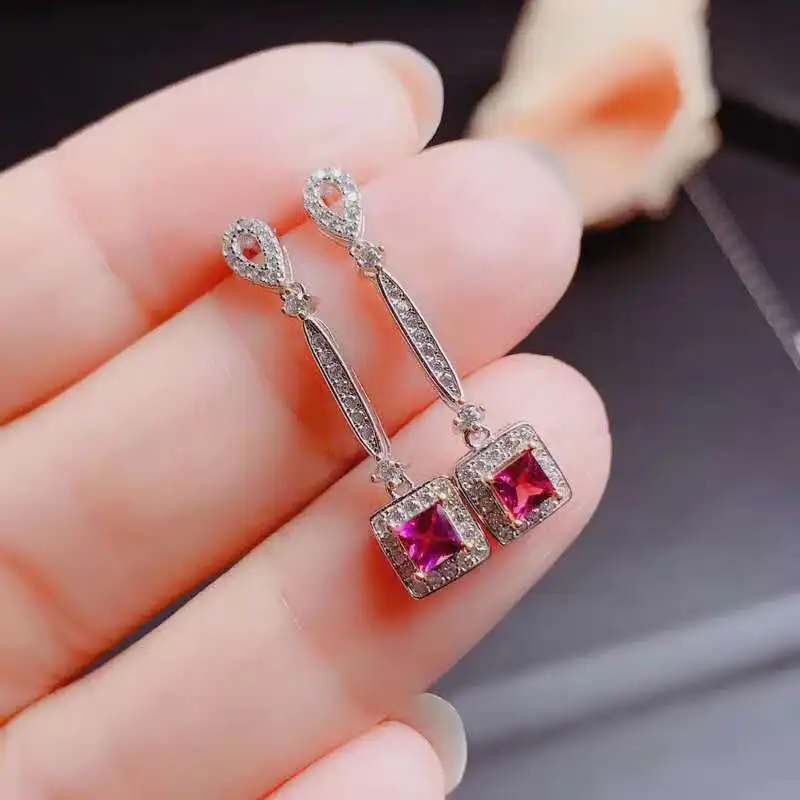 Серьги из серебра 925 пробы с натуральным гранатом 3 мм | Украшения и аксессуары