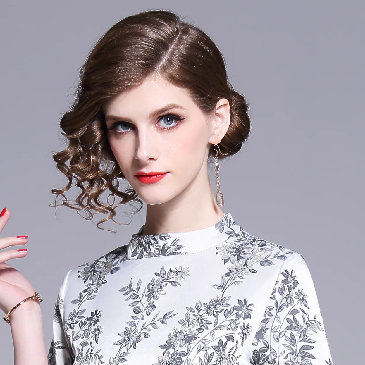 

Photo Shoot 5789-2019 New Style Debutante Hepburn Feminine Mid-length High-waisted Jacquard Dress