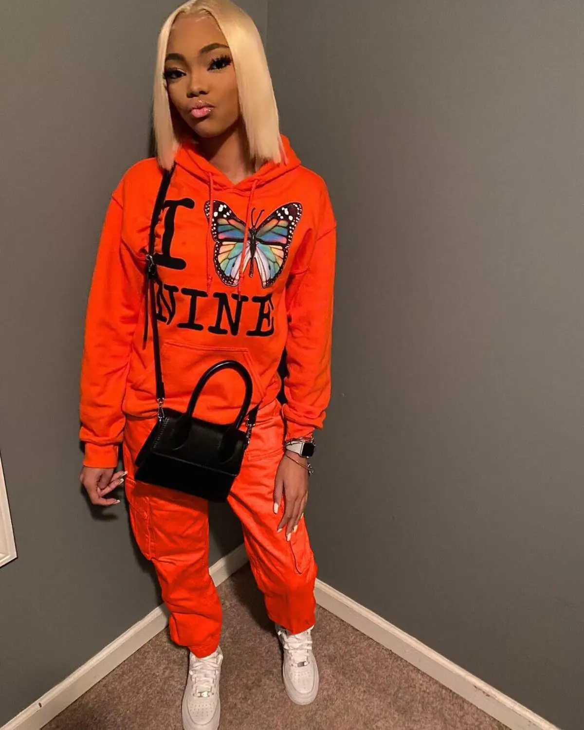 

Fall Winter New Women Two Piece Set Letter Print Sweatsuit Pullover Hoodies Sweatshirt And Sweatpants With Pockets Outfits