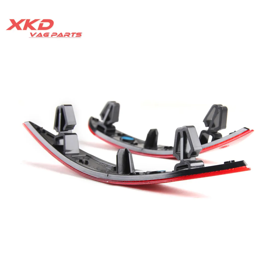 2Pcs ABS Rear Bumper Reflector Bar Lights Red Fit For 2 door Audi A3 Hatchback 8V0945105A 8V0945106A
