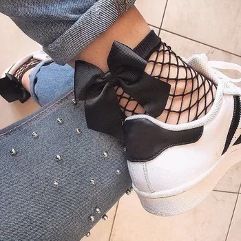 

2019 New Hit Fashion Summer Women Ruffle Ankle-Length Fishnet Socks Mesh Lace Short Socks with Bow Tie Chaussettes A823