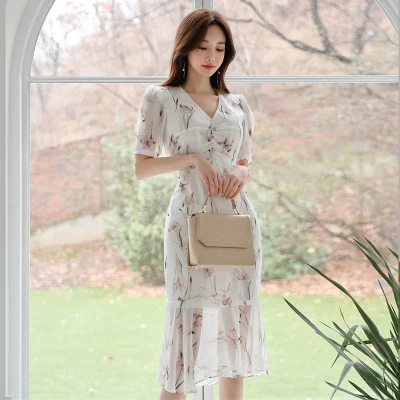 

Summer Women V-neck Print White Casual Dress Female Dress Short Sleeve Slim Vestidos Women Dress Lace-up Bodycon Dress Vs141