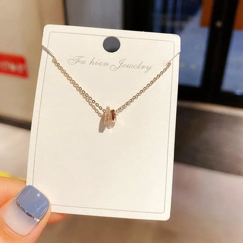 Высококачественное ожерелье с подвеской в виде мини кругов из розового золота