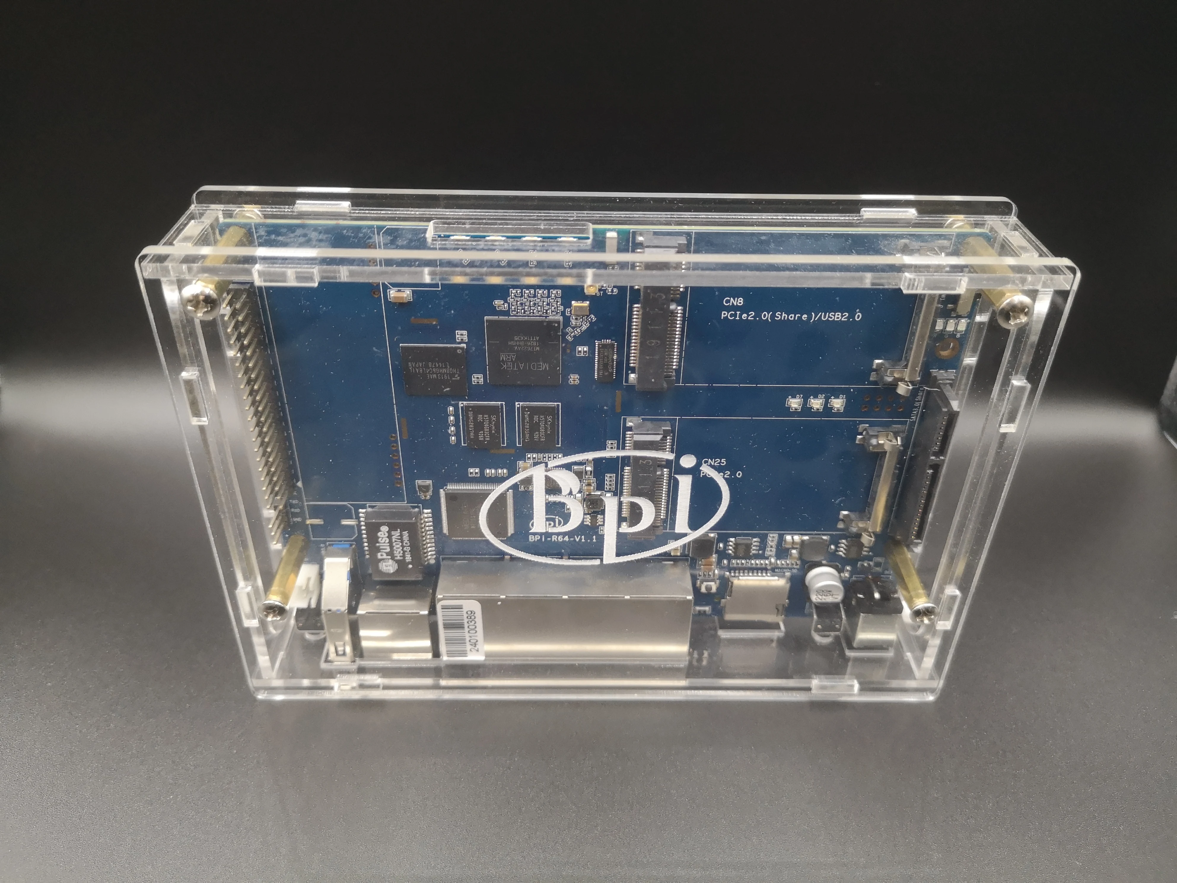Акриловый/прозрачный чехол Banana PI R64