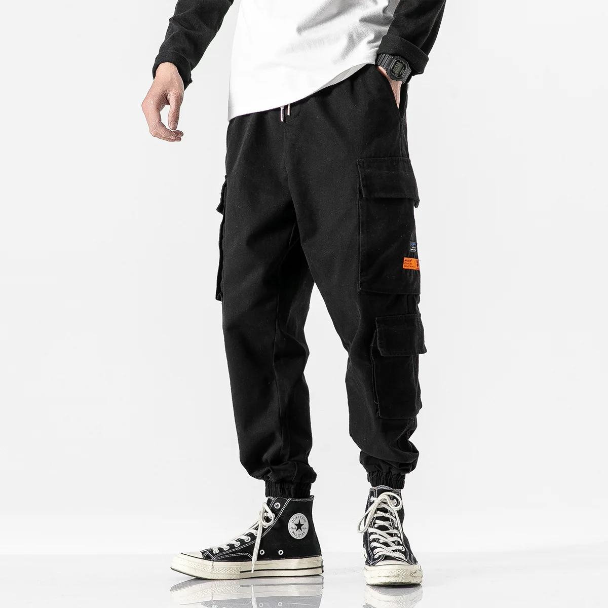 

Origional New Style Labeling Multi-pockets Bib Overall Loose-Fit Beam Leg Casual Pants K203385