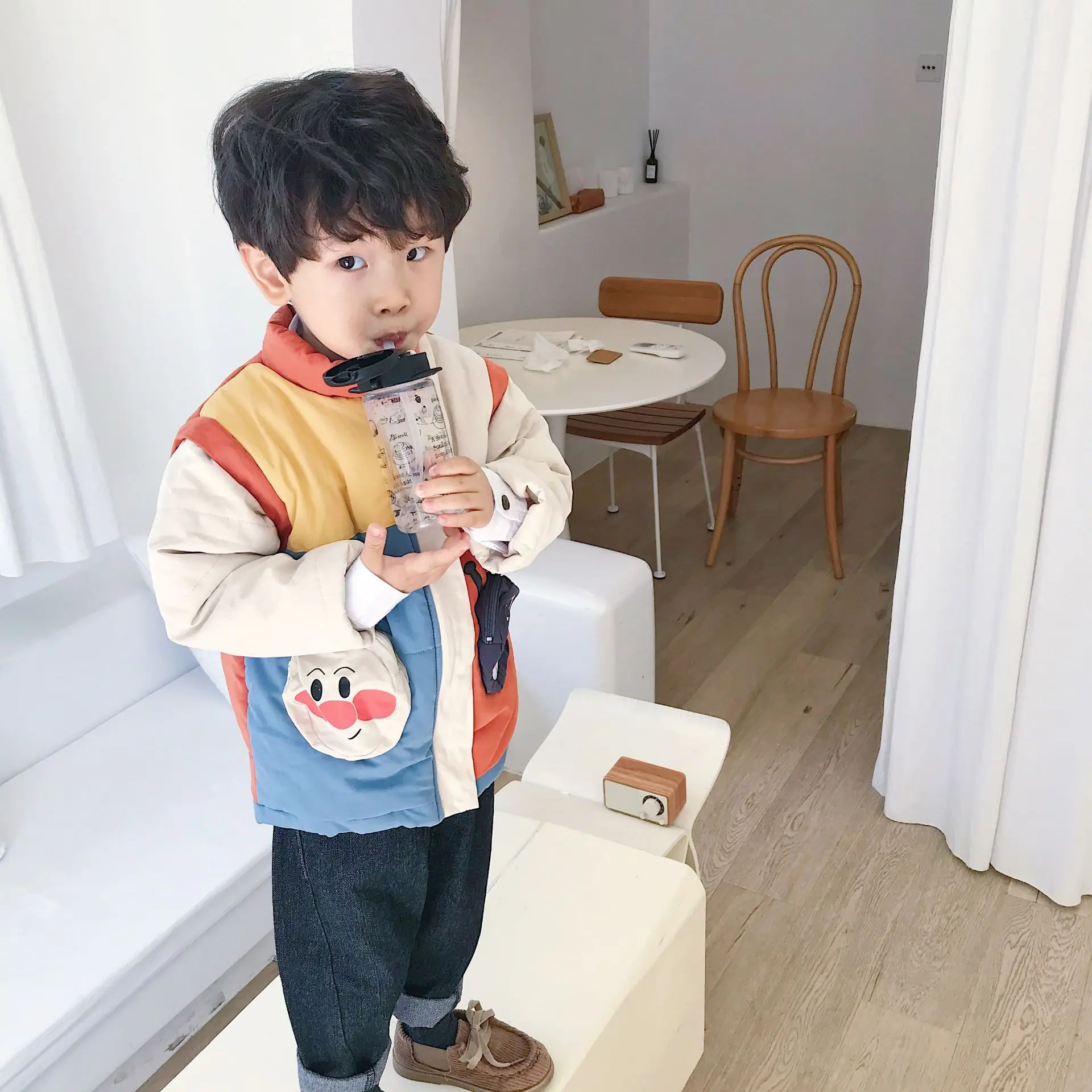 Tonytaobaby/новая зимняя одежда для мальчиков и девочек; детская одежда; хлопковые куртки; цветные жилеты; куртки; рукава могут быть разделены