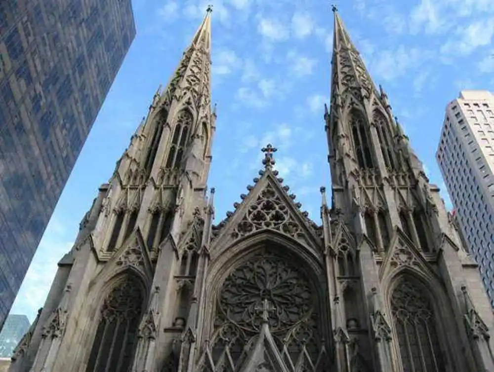 Classic Jigsaw Puzzle New York St Patrick's Church DIY Enlighten Construction Brick Toys Scale Models Sets City For Children